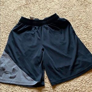 Under Armour boys youth shorts